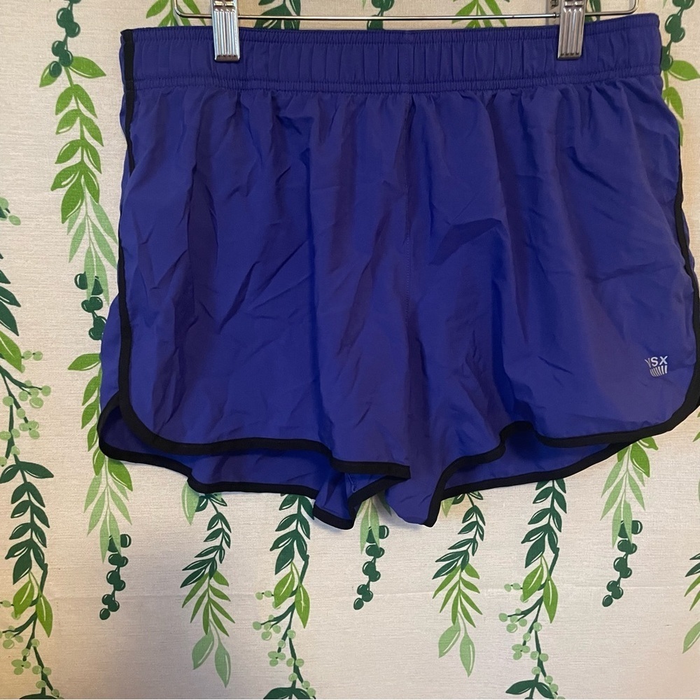 SIZE M The Player by Victoria’s Secret Run Shorts-PURPLE D2